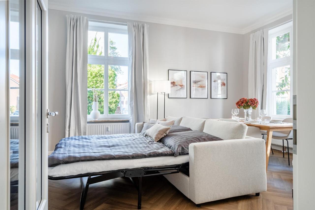 Apartment Villa Anna - Wohnung mit Stellplatz Emden Exterior foto