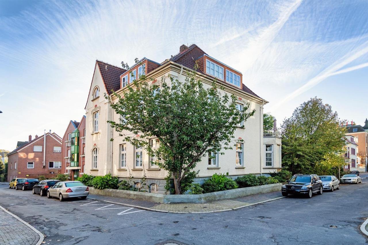 Apartment Villa Anna - Wohnung mit Stellplatz Emden Exterior foto