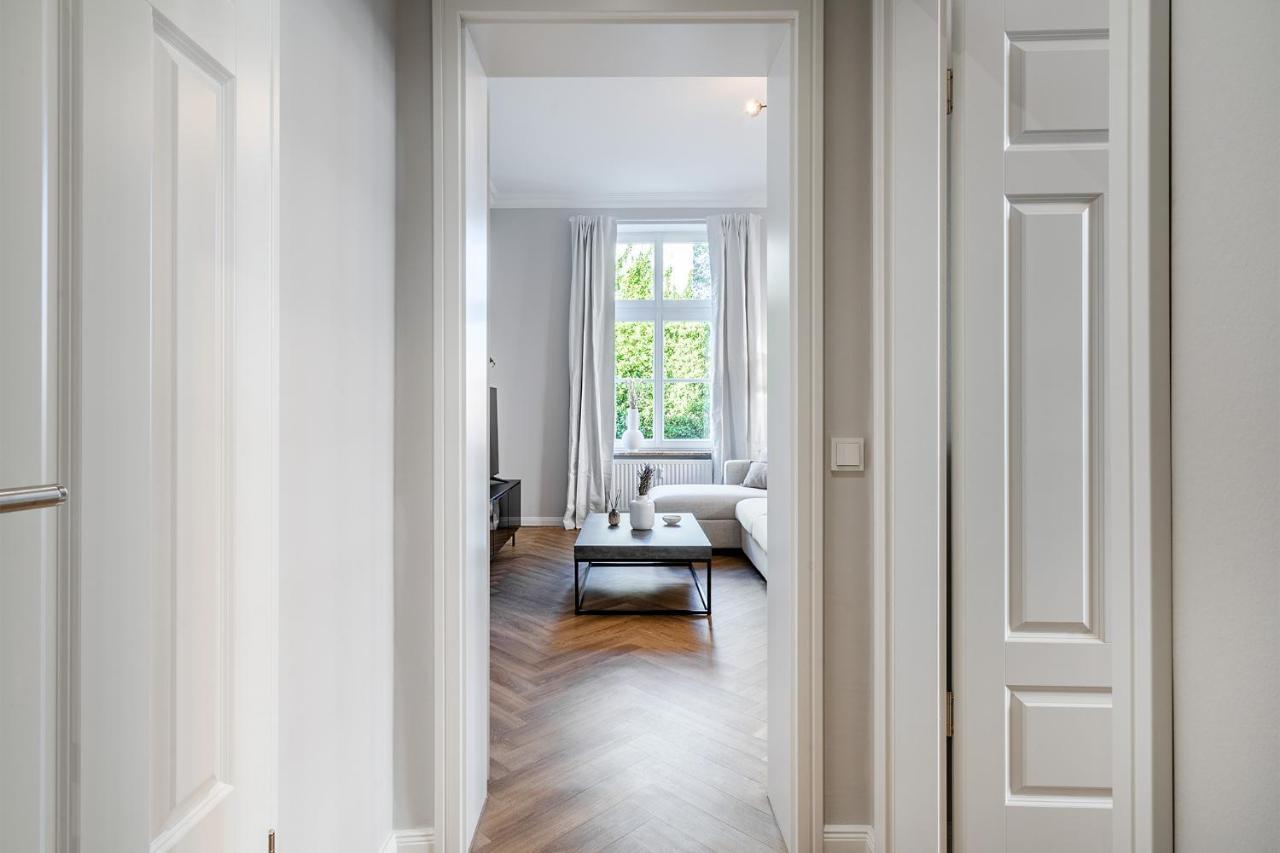 Apartment Villa Anna - Wohnung mit Stellplatz Emden Exterior foto