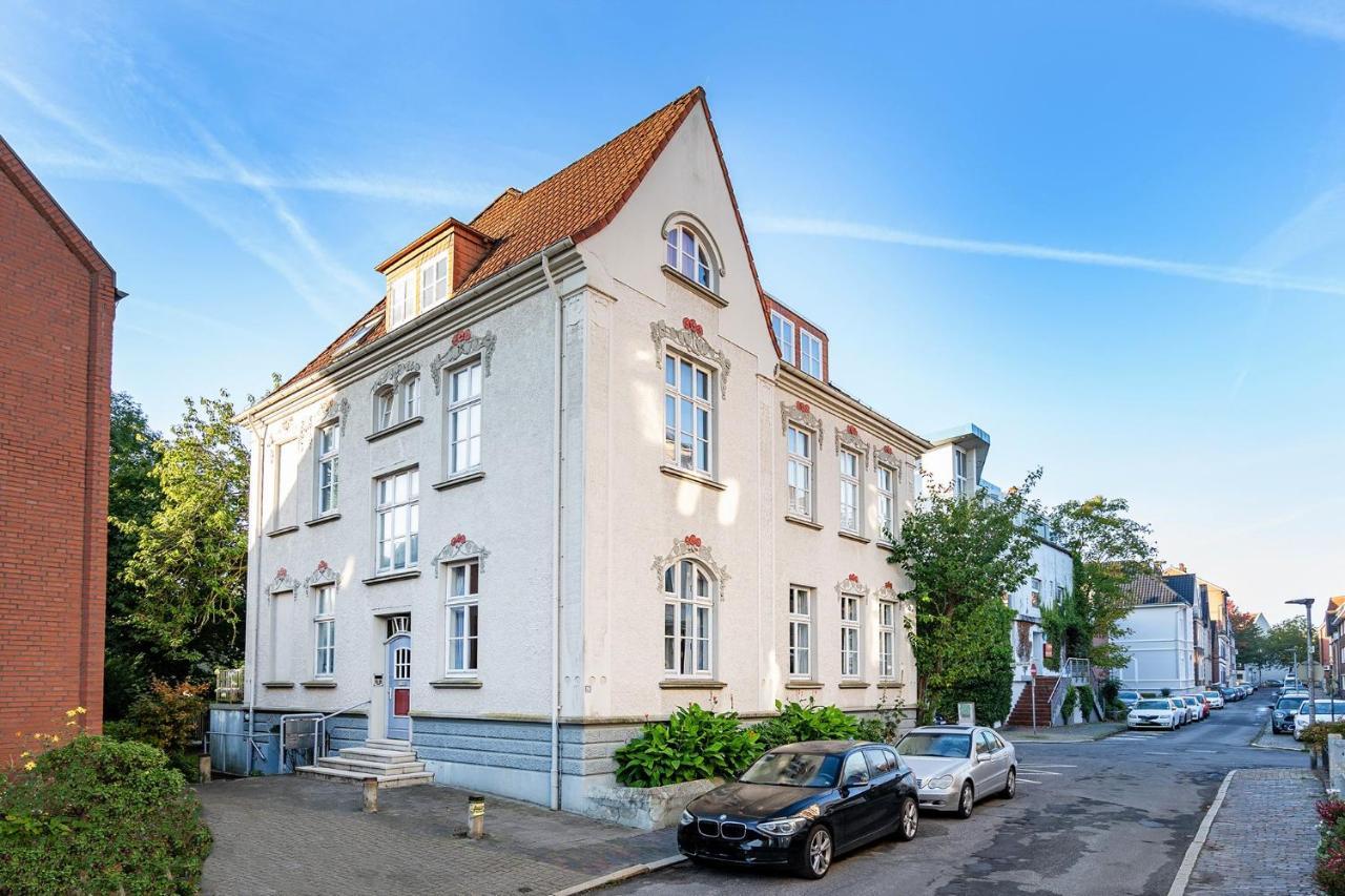 Apartment Villa Anna - Wohnung mit Stellplatz Emden Exterior foto